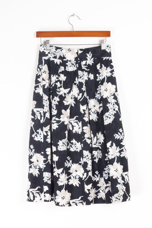 United Arrows SS18 'Jacquard Floral' Flare Skirt Black Blue (2018)