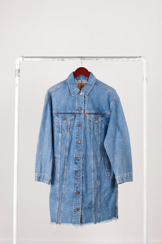Levi's SS19 'Extra Long' Denim Trucker Jacket Light Wash (2019)