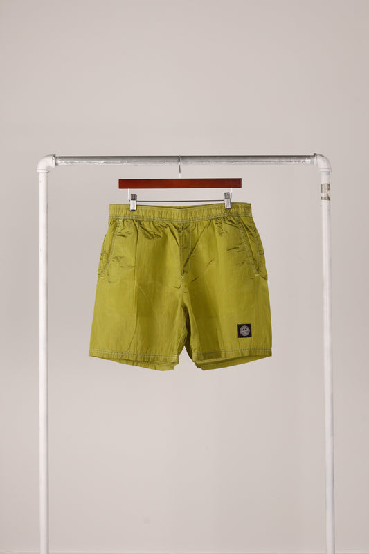 Stone Island SS22 'Nylon Metal' Shorts Lemon (2022)